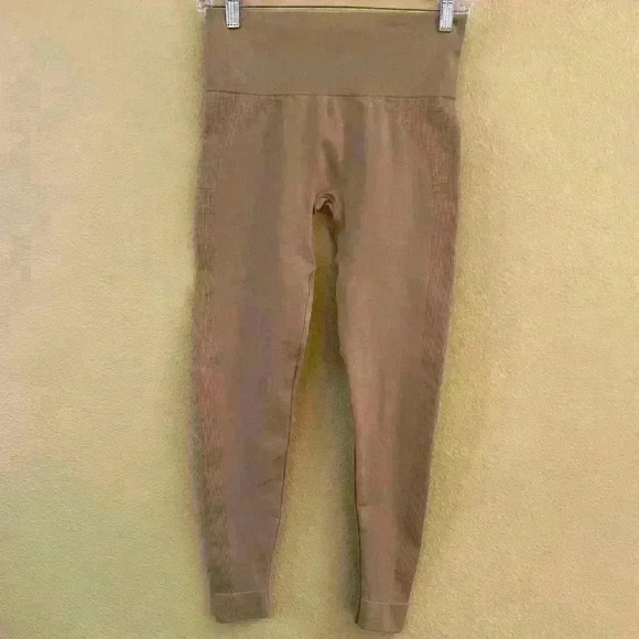 Set Active X Revolve “Sculptflex” Leggings In Cider Size Medium New Without Tags - Picture 3 of 7